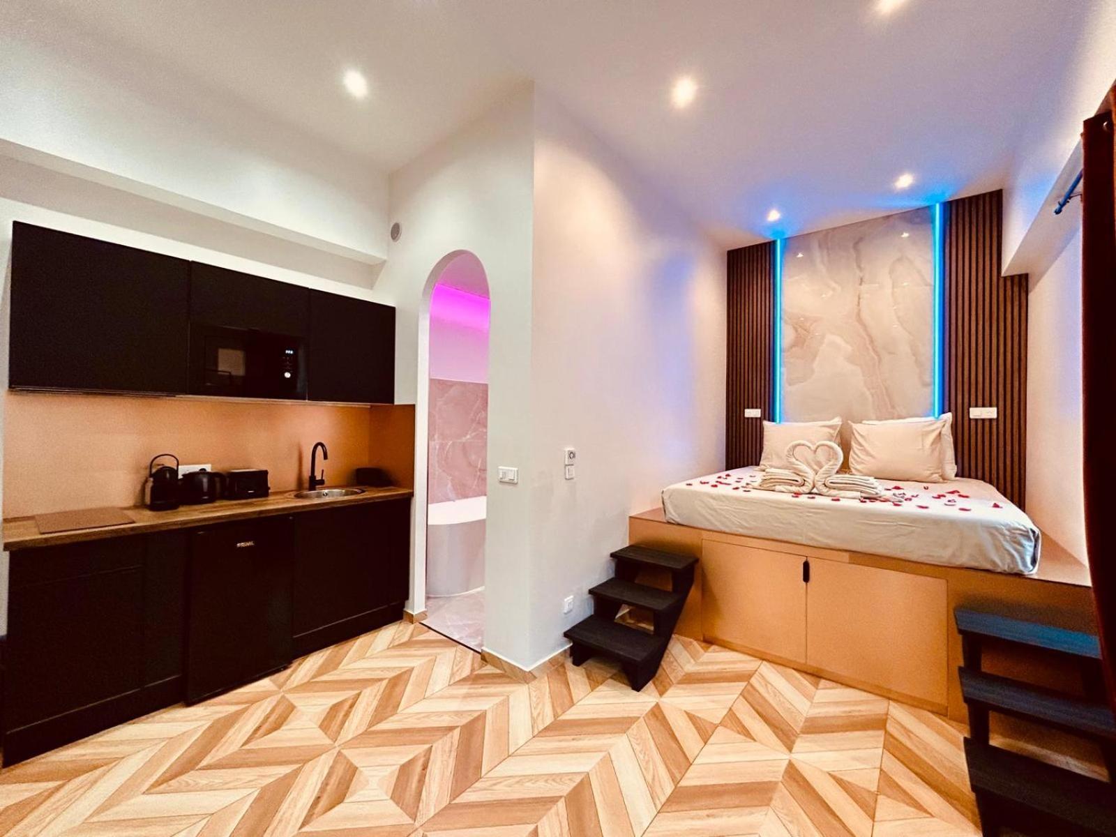 Intimate Escape - Seaside - Spa Bath - Wifi - Ac Nice Luaran gambar