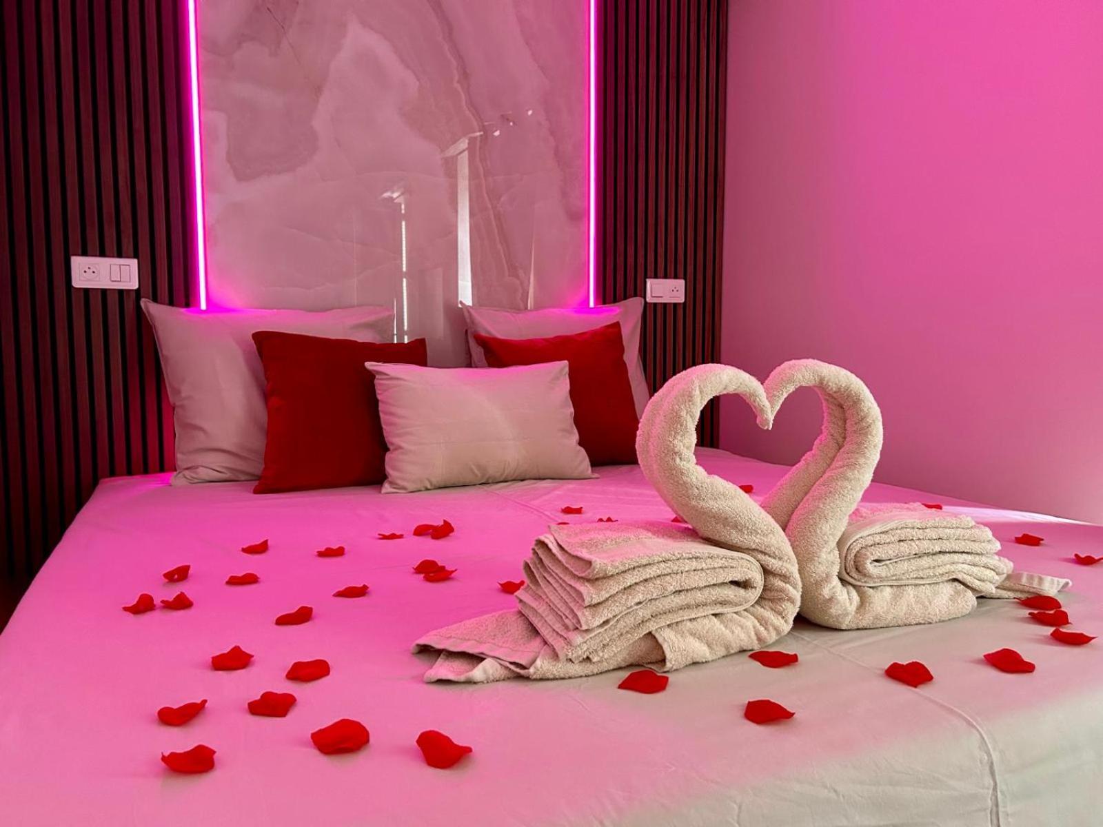 Intimate Escape - Seaside - Spa Bath - Wifi - Ac Nice Luaran gambar