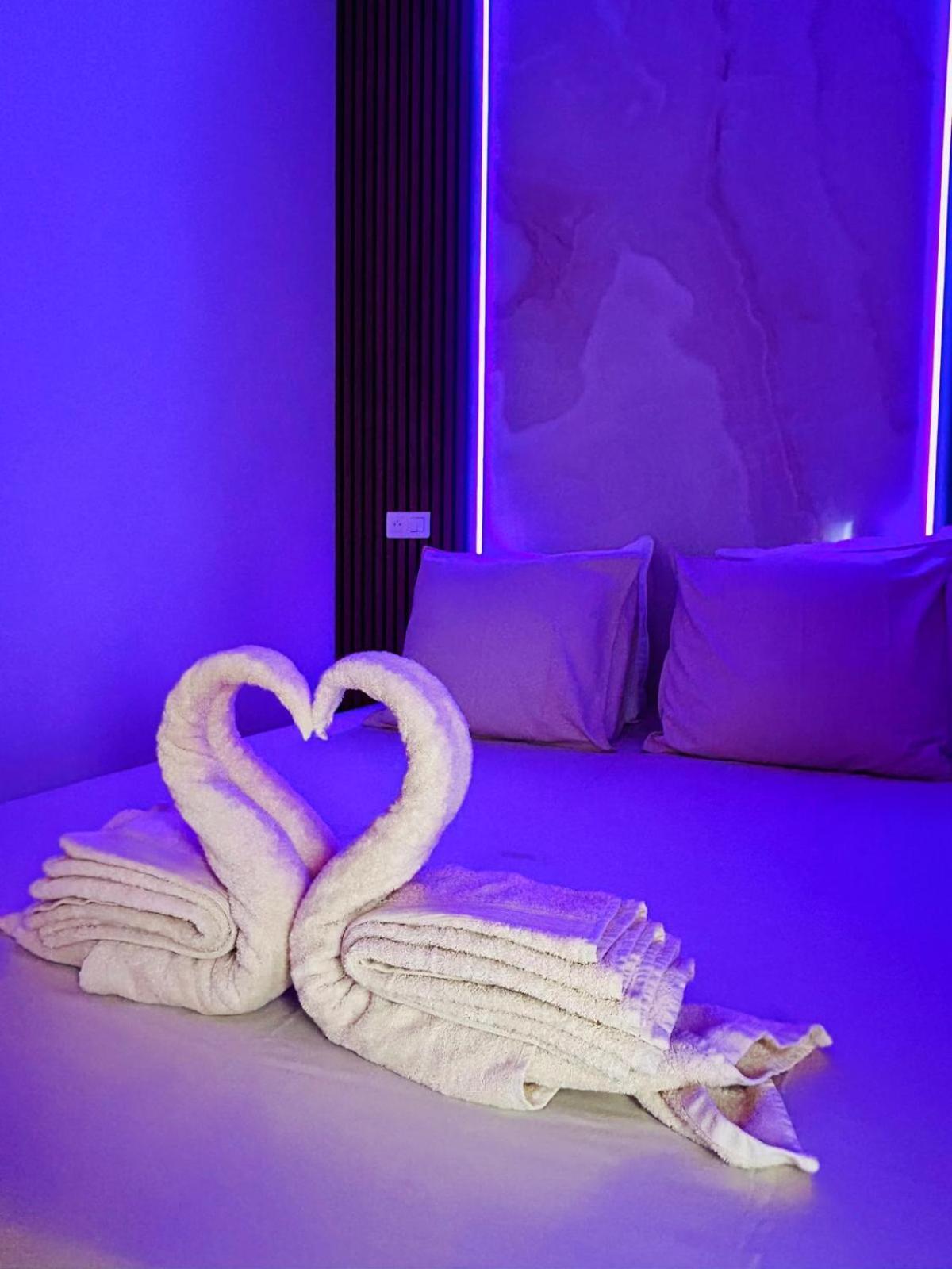 Intimate Escape - Seaside - Spa Bath - Wifi - Ac Nice Luaran gambar