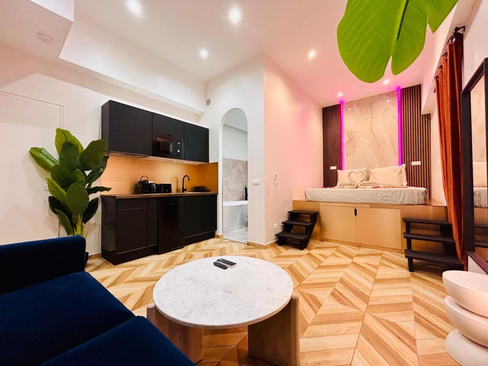 Intimate Escape - Seaside - Spa Bath - Wifi - Ac Nice Luaran gambar